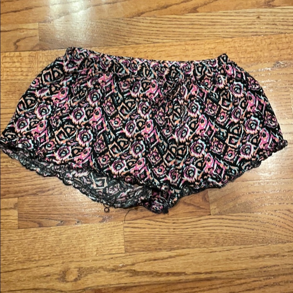 Beach flows shorts